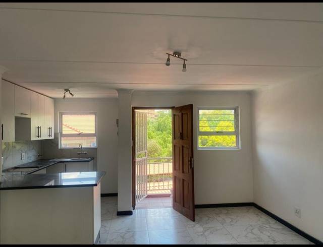 3 BEDROOM PROPERTY TO RENT IN SUNNINGHILL